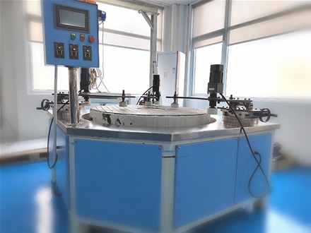 Circular polishing machine